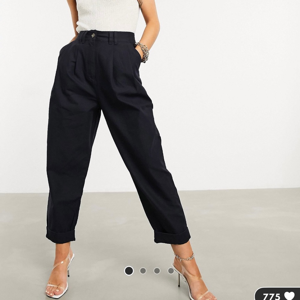 ASOS Design pleated trousers- Navy